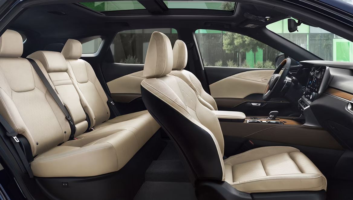Lexus RX интерьер